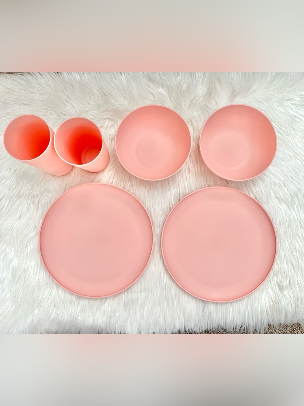 DINNERWARE SET